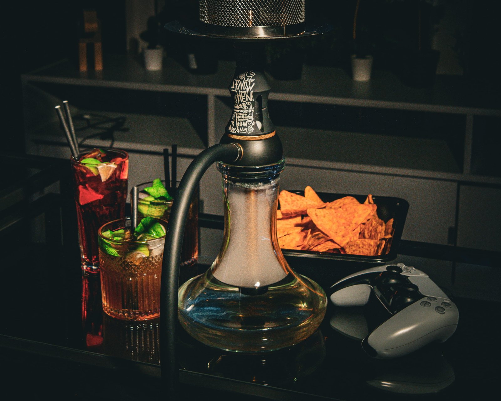 VIP Lounge UNIVERSE Kraków — prywatny pokój z PS5, TV 85 cali, sofami i shishą